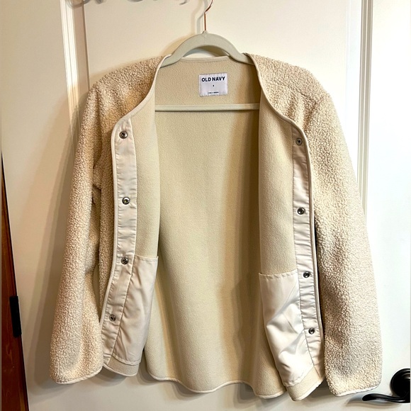 Women’s Button-Up Cardigan - Picture 2 of 5